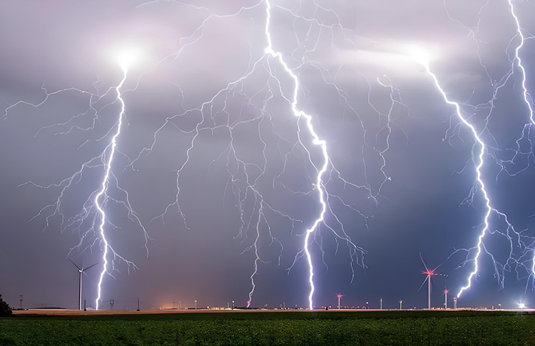 雷電無形，永安有“眼”：在線監測系統如何為現代基礎設施編織安全網